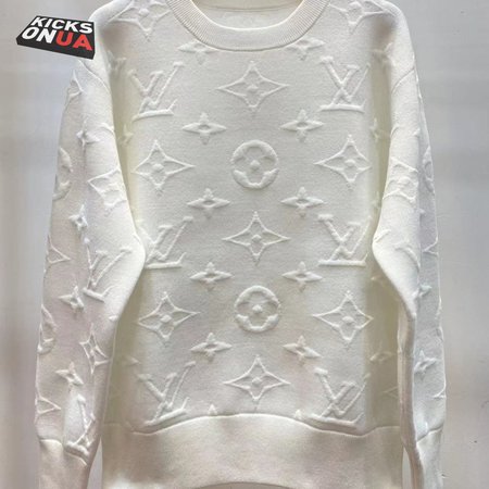 Embossed Pattern Round Neck Long Sleeves
