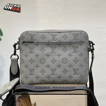 trio messenger bag m46603