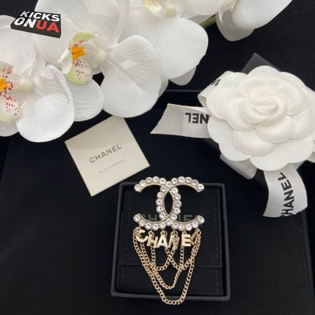 Chanel Crystal Pearl Multi Strand Chain CC Brooch Gold