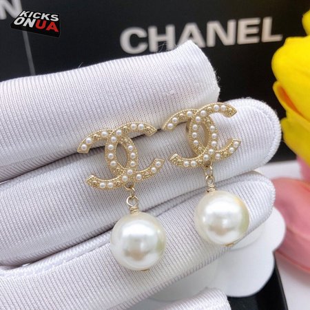 Chanel Platinum Fashion Earrings