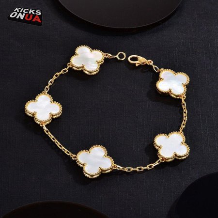 Women Van Cleef & Arpels Vintage Alhambra Bracelet
