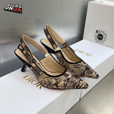 J'adior Slingback Pump