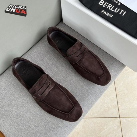 Berluti Lorenzo Drive Camoscio Leather Loafer