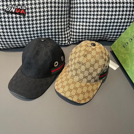 Gucci GG Canvas Baseball Hat