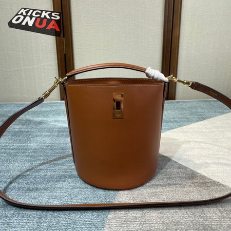 Celine Bucket 16 197573