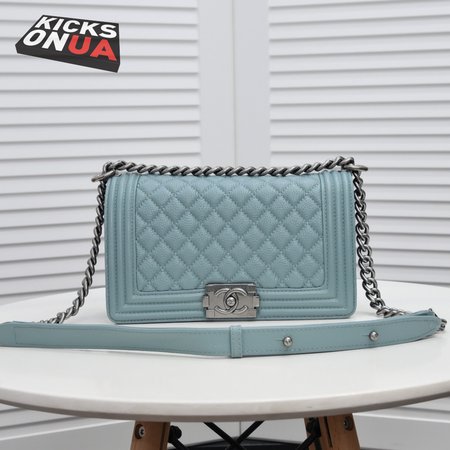 Chanel Boy 67086 Blue