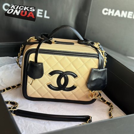 Chanel Vanity Case 93344