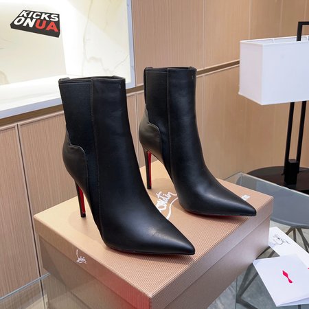 Christian Louboutin Chelsea Chick Booty