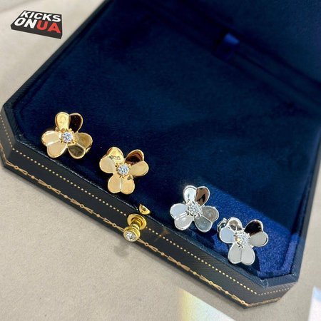 Van Cleef Frivole Earrings