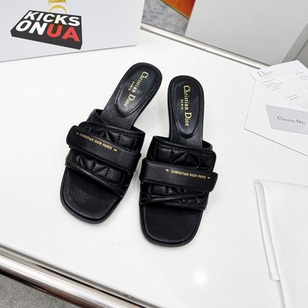 Dio(r)evolution Heeled Slide Black Quilted Cannage Calfskin 35-40