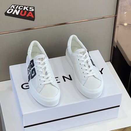 Givenchy Sneakers City Sport In Leather With Tag Effect 4G Print 38-44